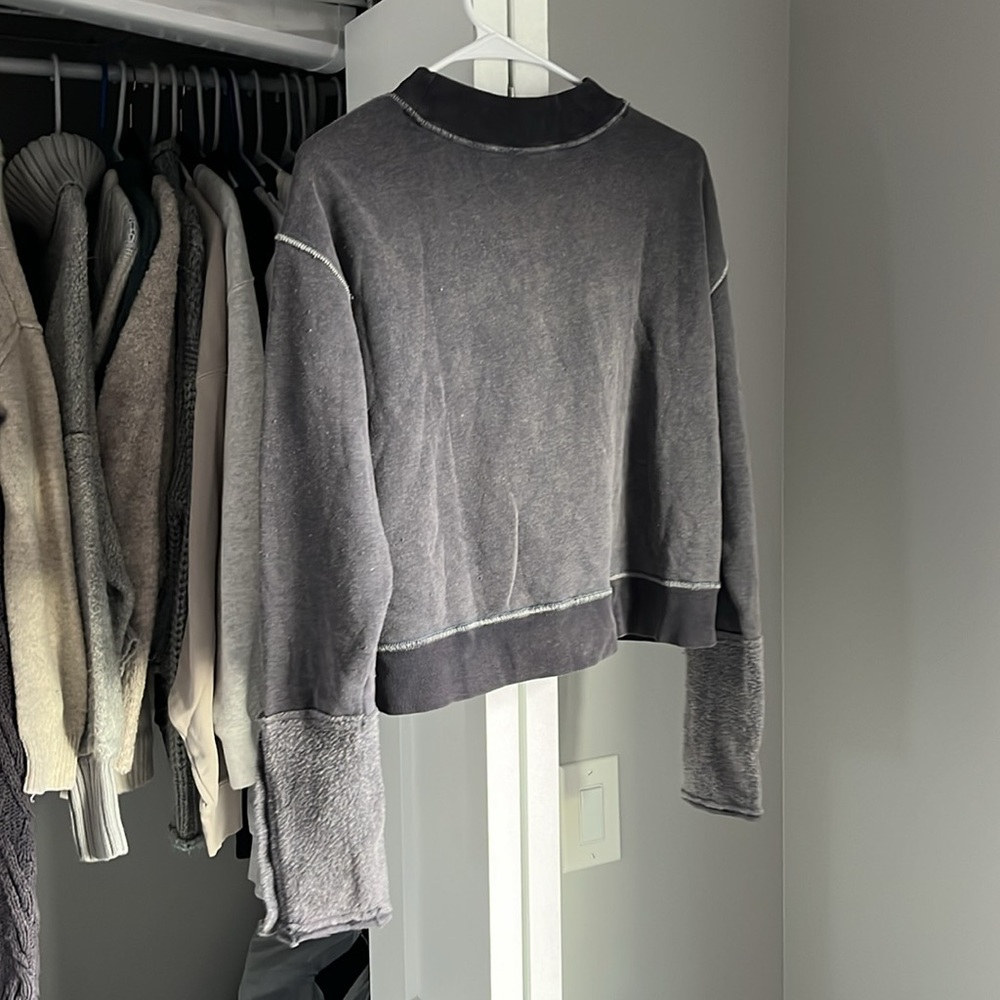 Free People Button Cuff Sweatshirt, NWT - Picture 9 of 9